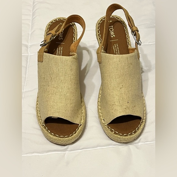 TOMS Wedge Sandals - Picture 2 of 5